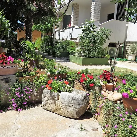 Mira Apartman Medulin